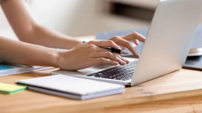 587 नए पदों के लिए निकली नर्सिंग अधिकारियों की भर्ती; इस दिन से शुरू हो रहे ऑनलाइन आवेदन