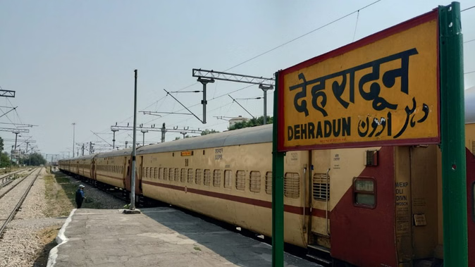 रेलवे स्टेशन के 70 लोको पायलट आज से 48 घंटे तक उपवास पर रहेंगे, रनिंग रूम में नहीं पकाया जाएगा खाना