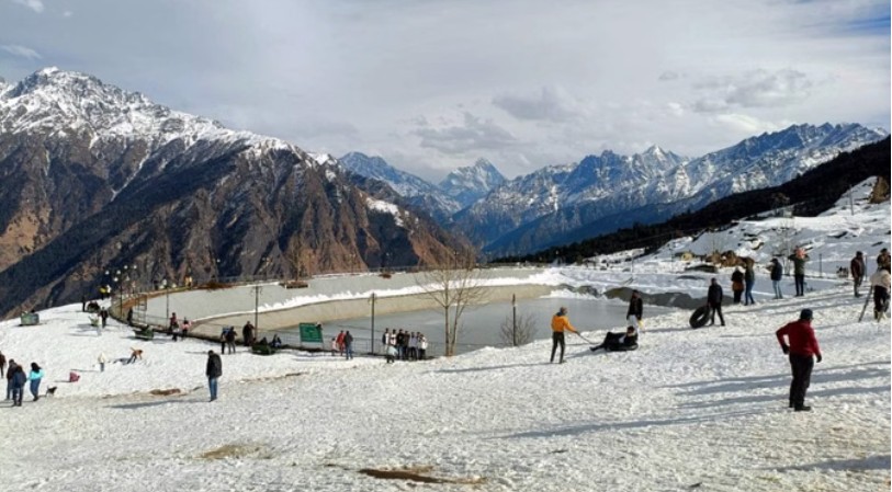 पहाड़ से मैदान तक खिली धूप, आज बदलेगा मौसम; कोहरे के साथ बारिश-बर्फबारी के भी आसार