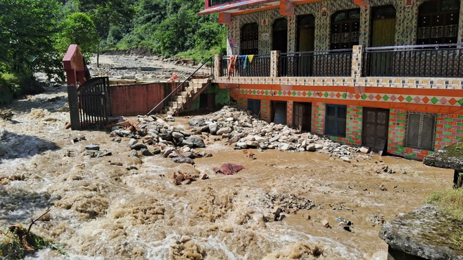 मानसून में आपदा से हुआ भारी नुकसान, राज्य ने केंद्र को 15 हजार करोड़ की भेजी रिपोर्ट