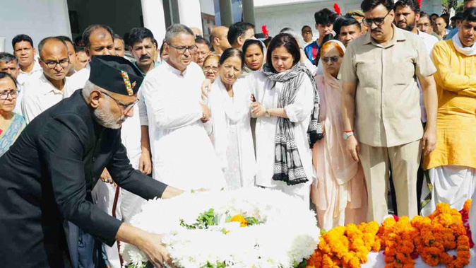 जनरल साहब को अंतिम विदाई: उपराष्ट्रपति ने दी खंडूड़ी को श्रद्धांजलि, राजनाथ सिंह, गडकरी के हरिद्वार पहुंचने की सूचना